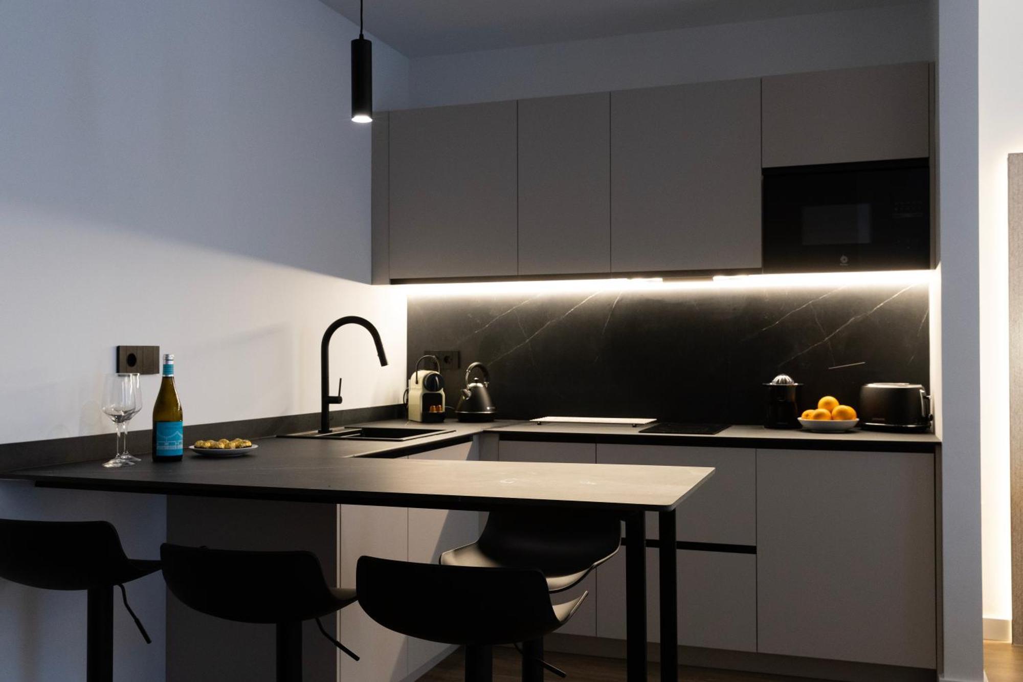 Demetrio By Alma Suites Valencia Exterior photo